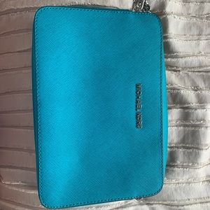 Michael Kors Crossbody Bag